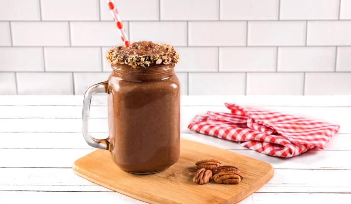 FRAPPÉ de COCOA con NUEZ preparado con Cocoa NESTLÉ® Chocolatería