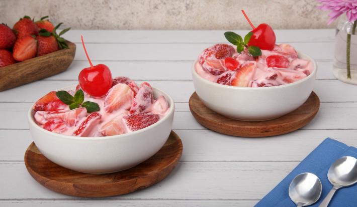 Fresas con Crema de Cerezas