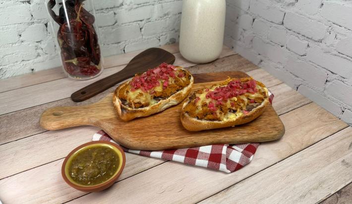 Molletes de Cochinita