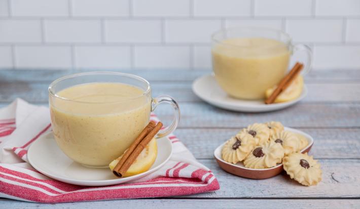 Atole de Guayaba con Canela