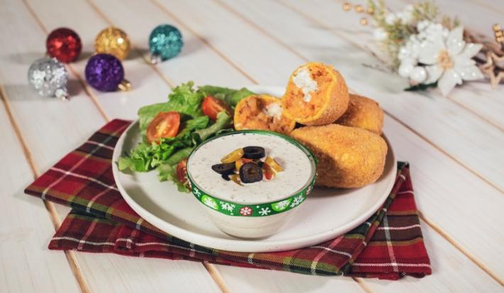 CROQUETAS de BACALAO a la VIZCAÍNA preparadas con Media Crema NESTLÉ® Deslactosada