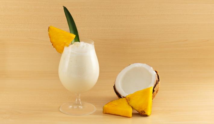 Piña colada con nuez