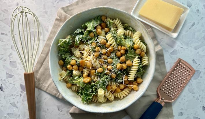 Ensalada Tipo César con Pasta