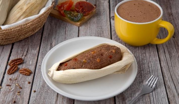 Tamales de Chocolate con Fruta Cristalizada