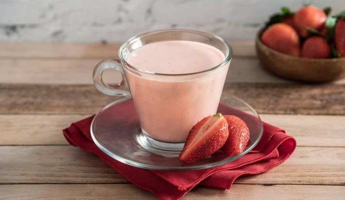 Atole de Fresas con Crema