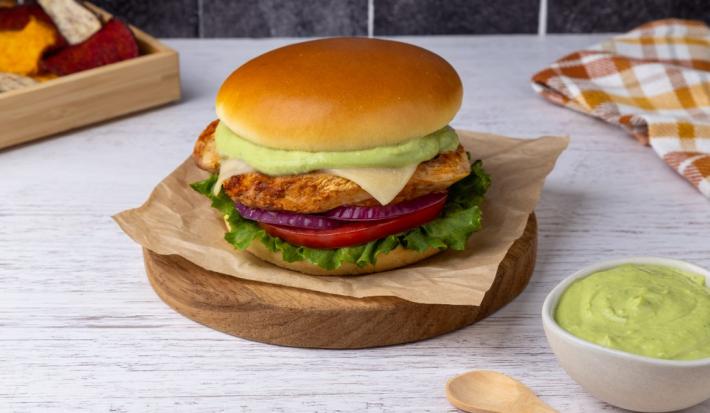 Hamburguesa de Pollo con Guacamole