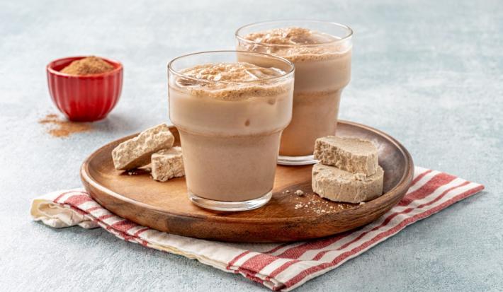 Agua de Mazapán con Chocolate