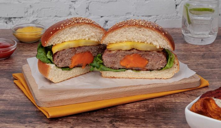 Hamburguesa Rellena de Queso Cheddar