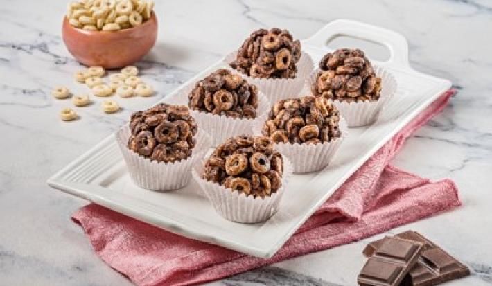 Enjambres de Chocolate, Nuez y Almendras