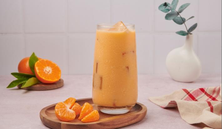 Agua de Mandarina