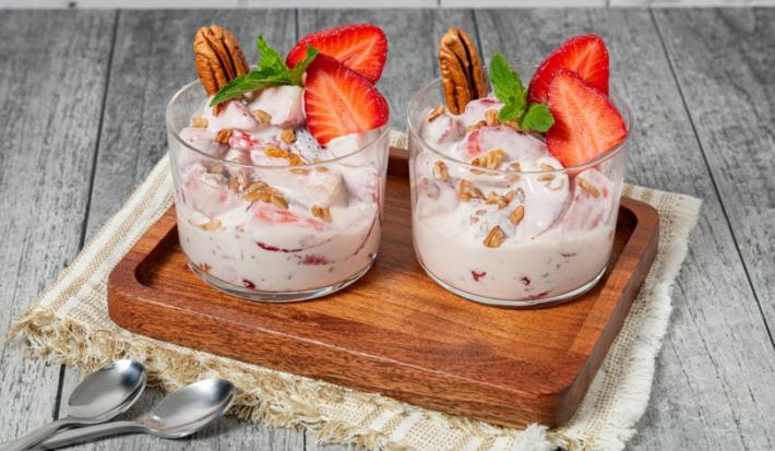 Fresas con Crema y Queso