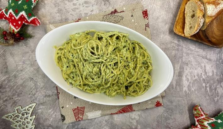 Pasta con Crema de Cilantro y Queso