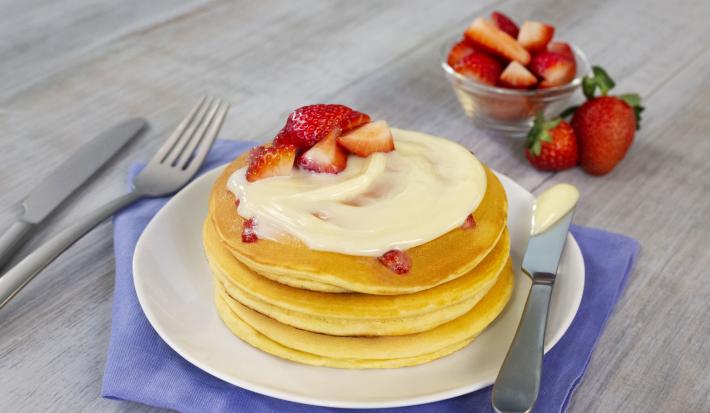 Hot cakes con fresa