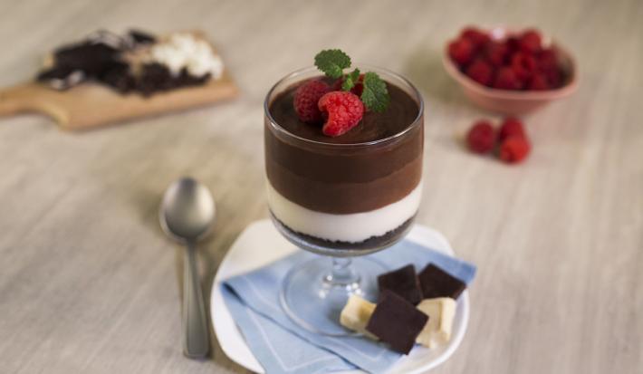 Mousse de tres chocolates