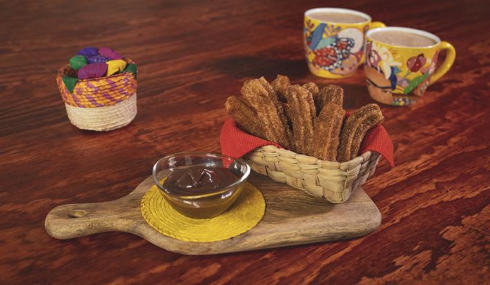 Churros con crema de chocolate