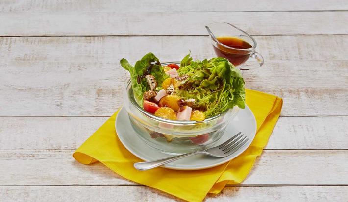 Ensalada con vinagreta de mandarina