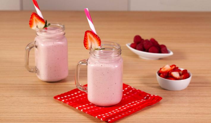 Smoothie de fresas con frambuesas