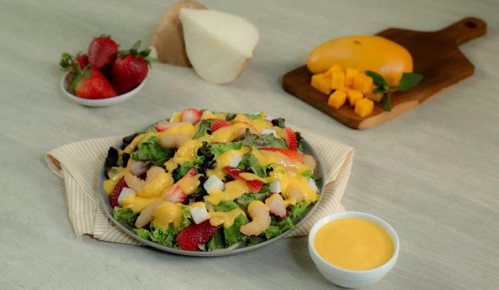 Ensalada con aderezo de mango