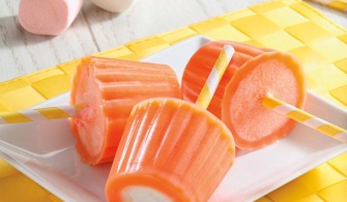 Paletas heladas de naranja y bombón