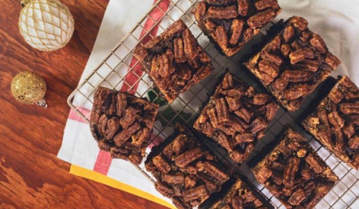 CHURRO BROWNIE preparado con Cereal ABUELITA® Churros