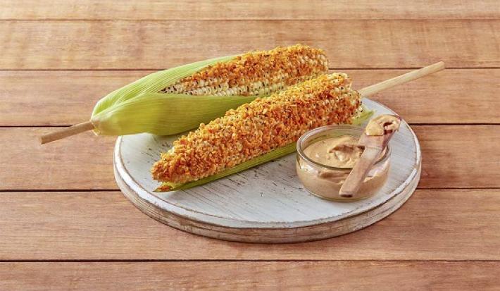 Elotes con dip chipotle